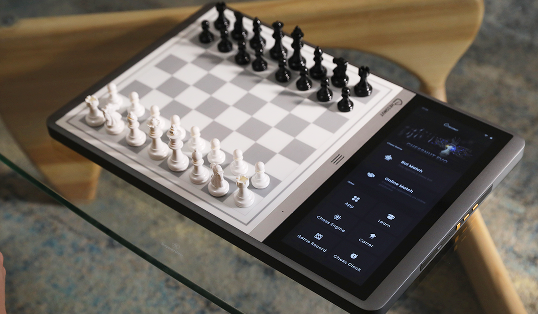 The Ultimate Guide to Chess Sets, Boards, and Computers for Experts