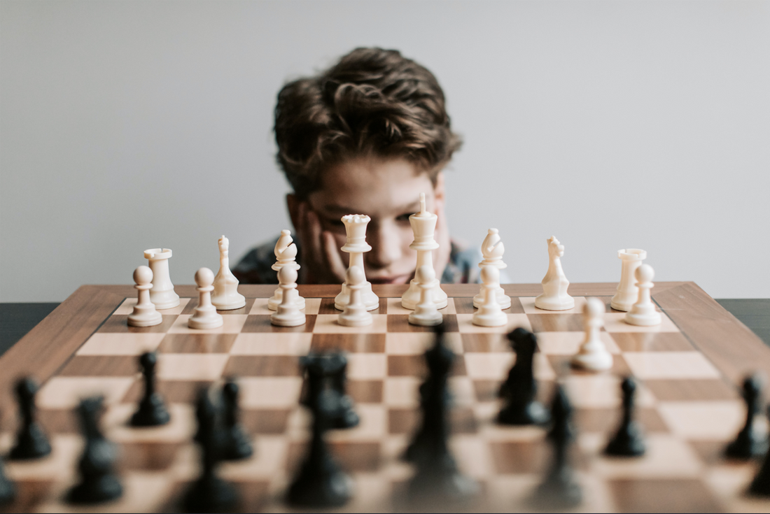 Chess Lessons for Beginners: Avoiding Common Pitfalls and Improving Gameplay