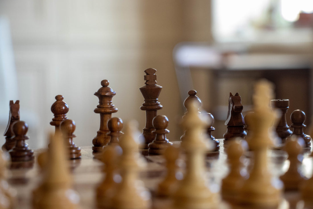 The Art of Best Defense in Chess: The Rise of Smart Chess Boards